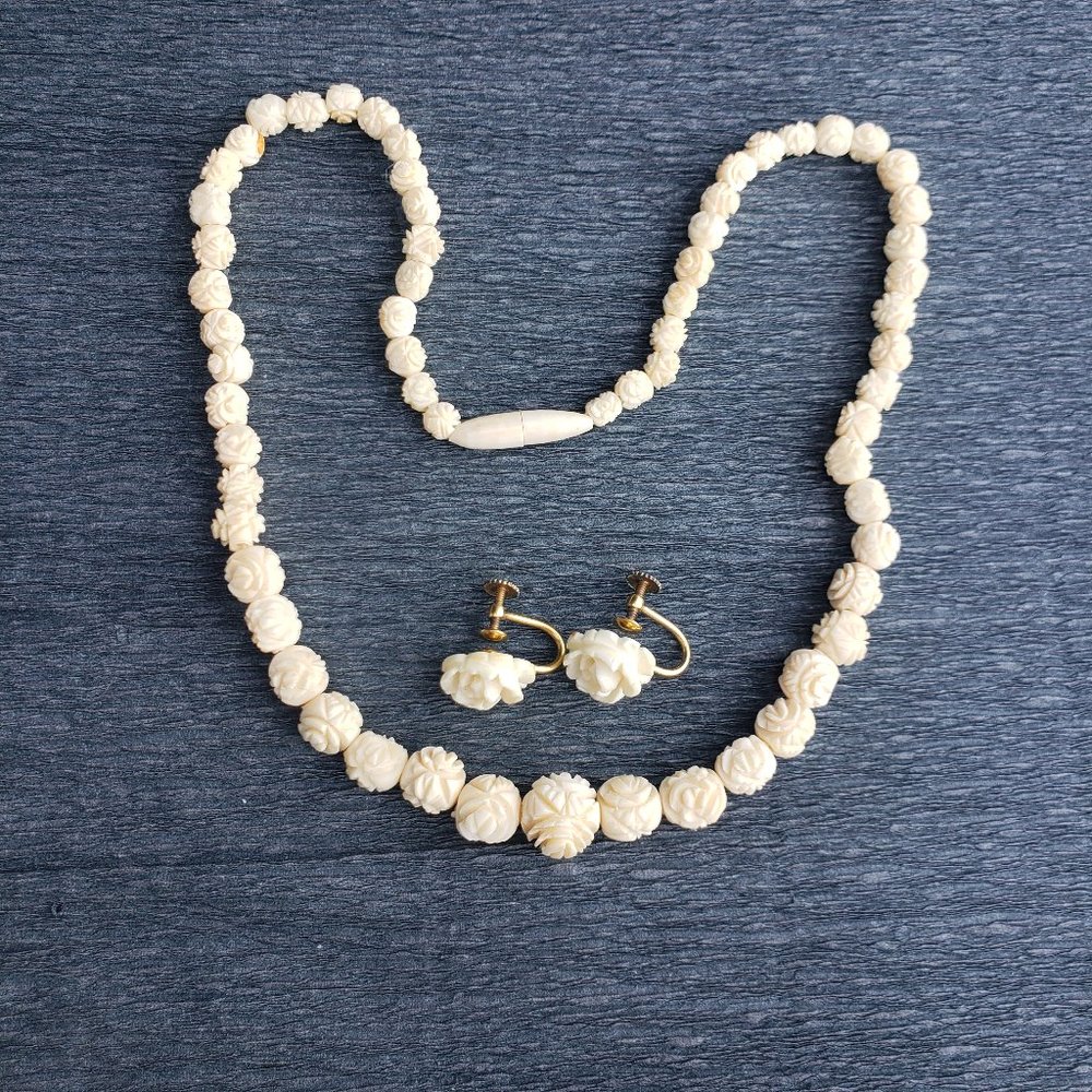 Antique Carved Bone Rosebud Graduated Bead Necklace & Earrings NOT IVORY - Picture 3 of 5